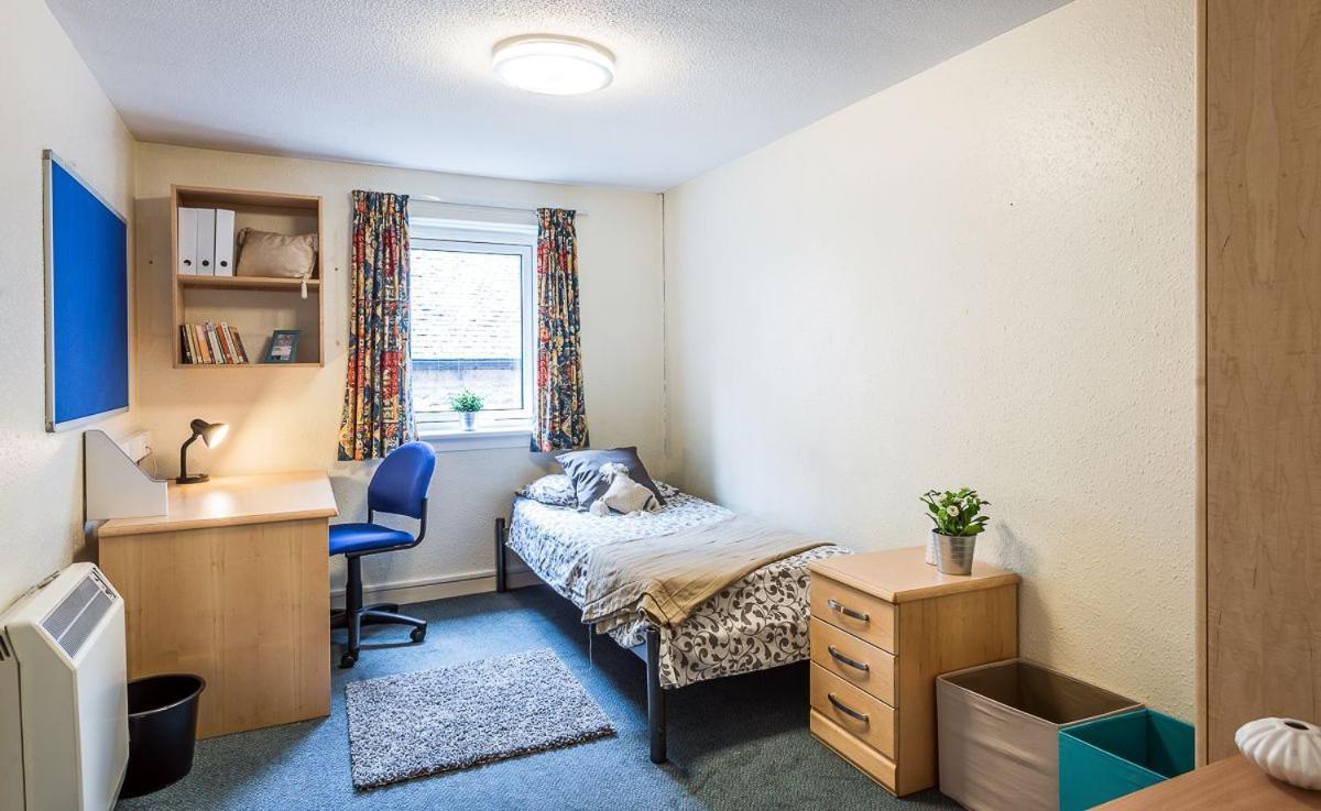 Joivy Budget 4,5 And 6 Bed Private Flats, In Historic Old Town (Adults Only) EDI Exteriér fotografie