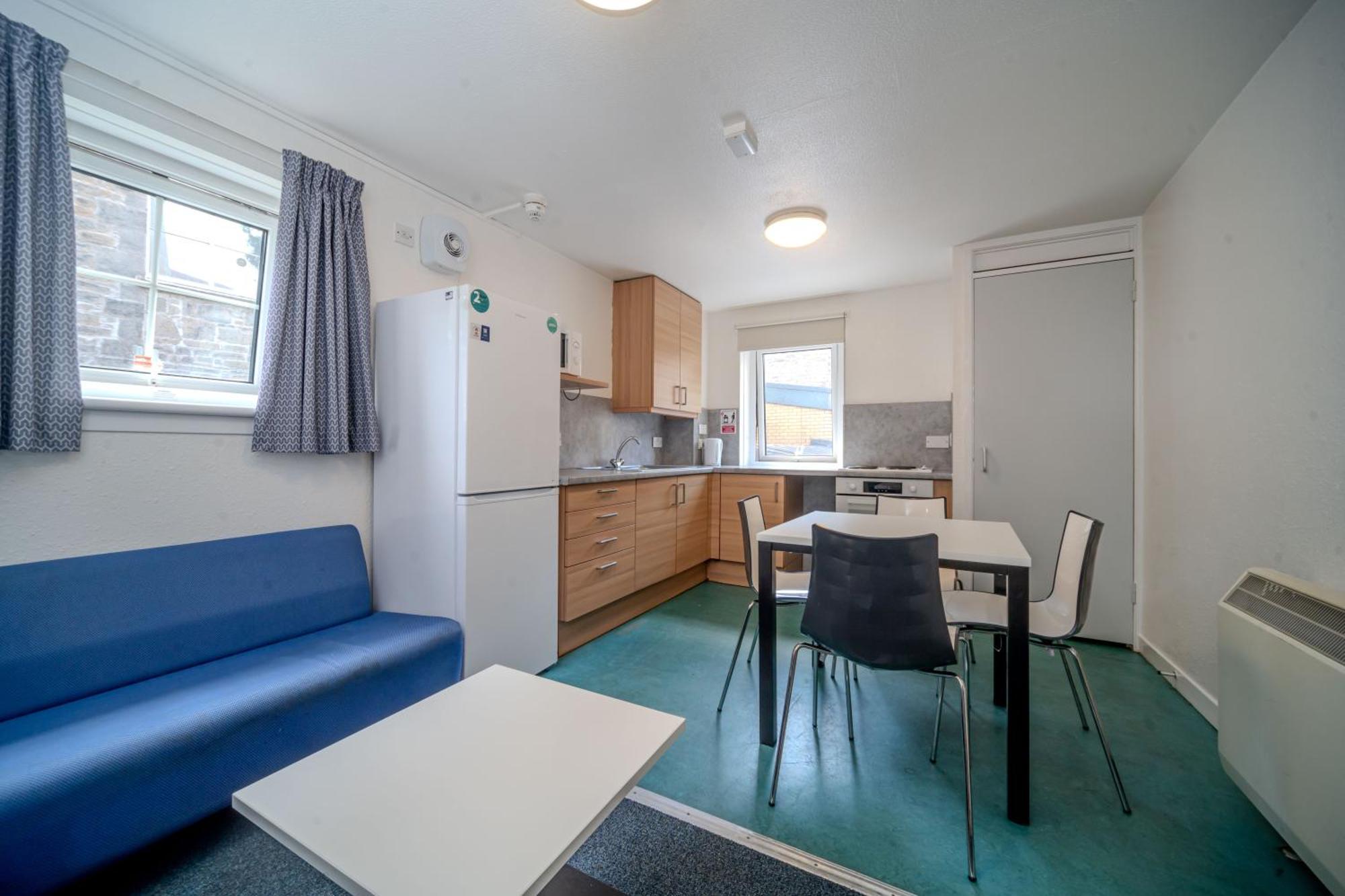 Joivy Budget 4,5 And 6 Bed Private Flats, In Historic Old Town (Adults Only) EDI Exteriér fotografie